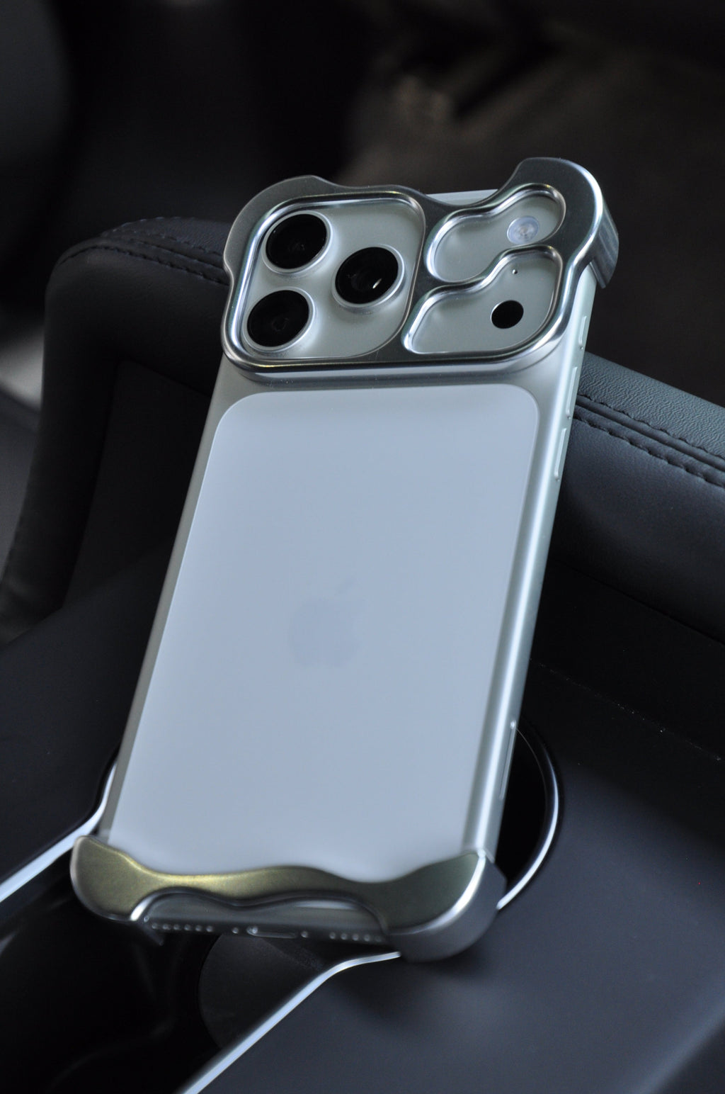 Maison Veyre Metal Bumper Case